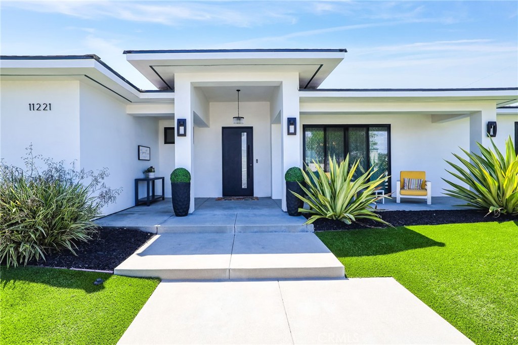 11221 Davenport Road