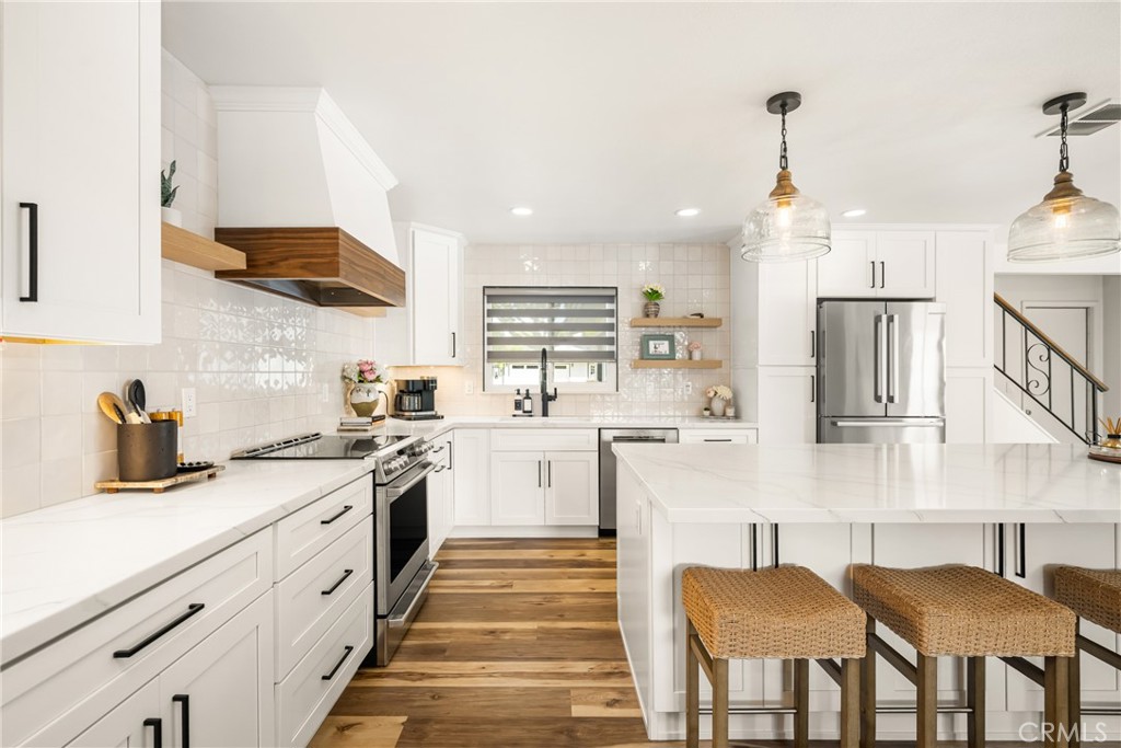 13381 Del Cerro Drive