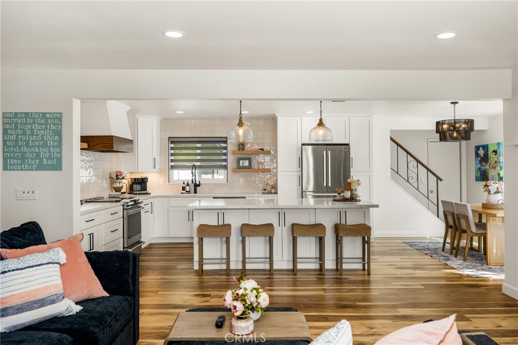 13381 Del Cerro Drive