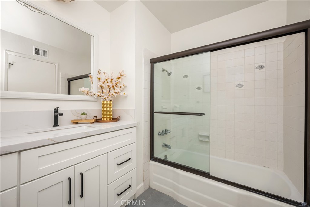 13381 Del Cerro Drive