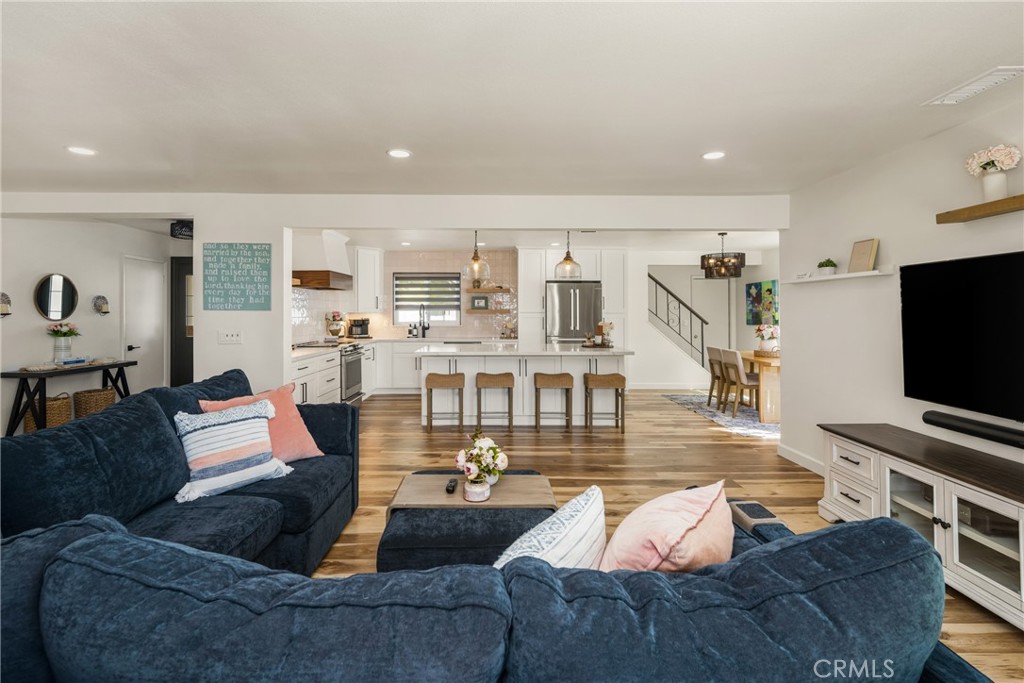 13381 Del Cerro Drive