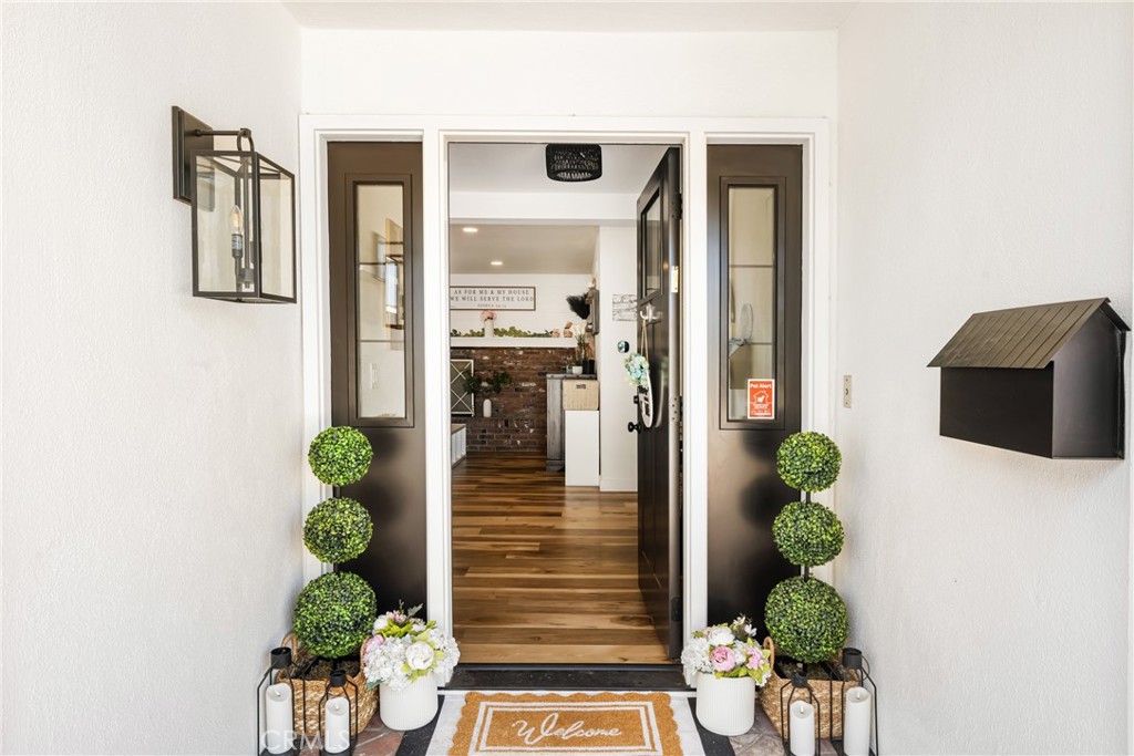 13381 Del Cerro Drive