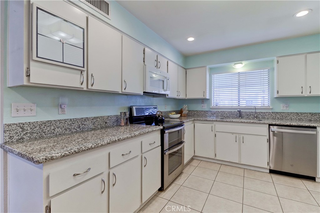 27930 Lexington Court