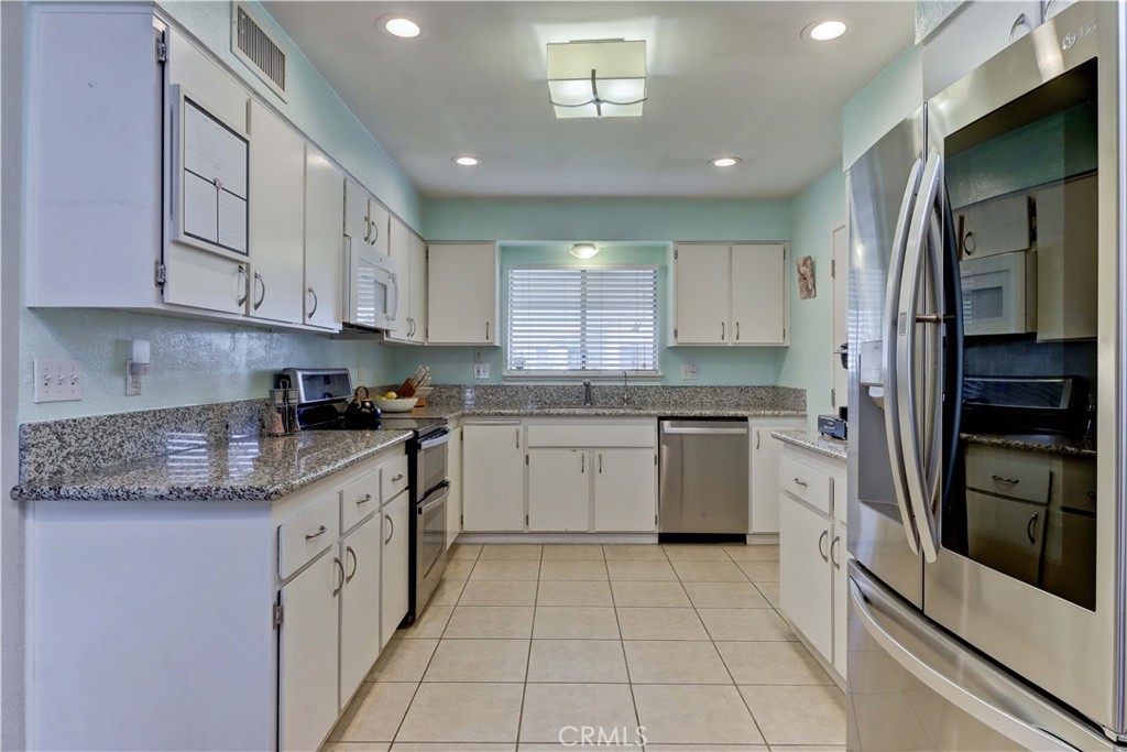 27930 Lexington Court