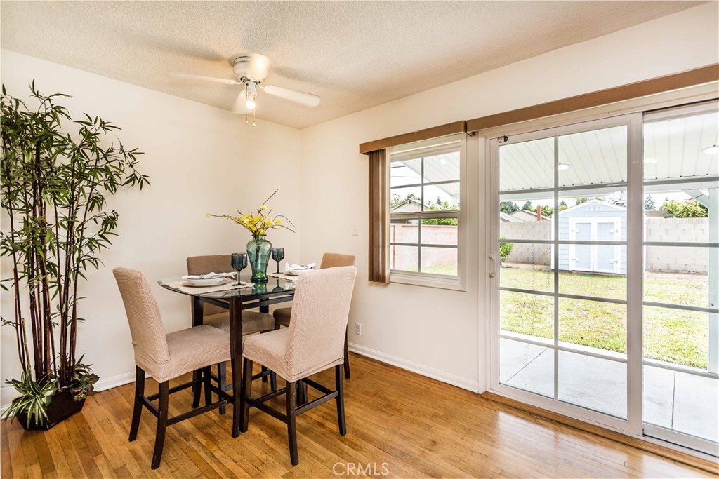 2104 E Vermont Avenue