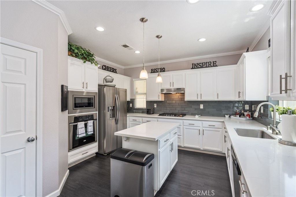 893 Whimbrel Way