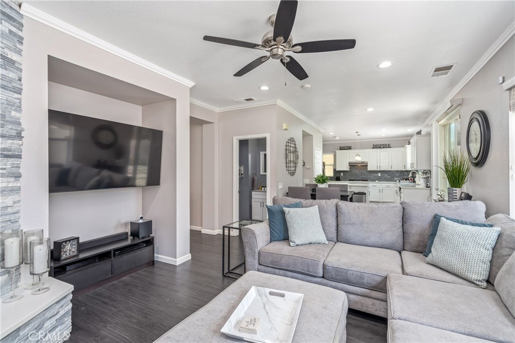 893 Whimbrel Way