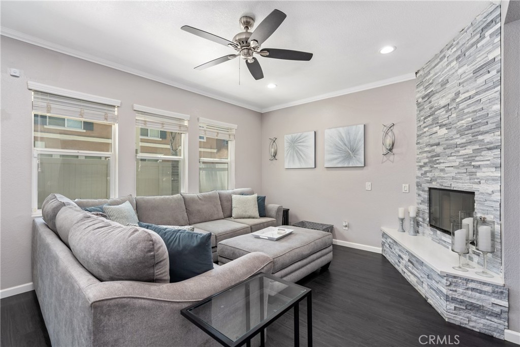 893 Whimbrel Way