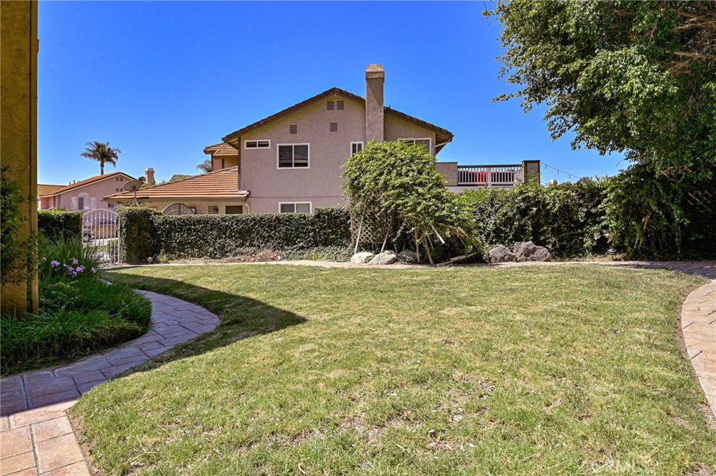 5505 FEATHER GRASS Lane