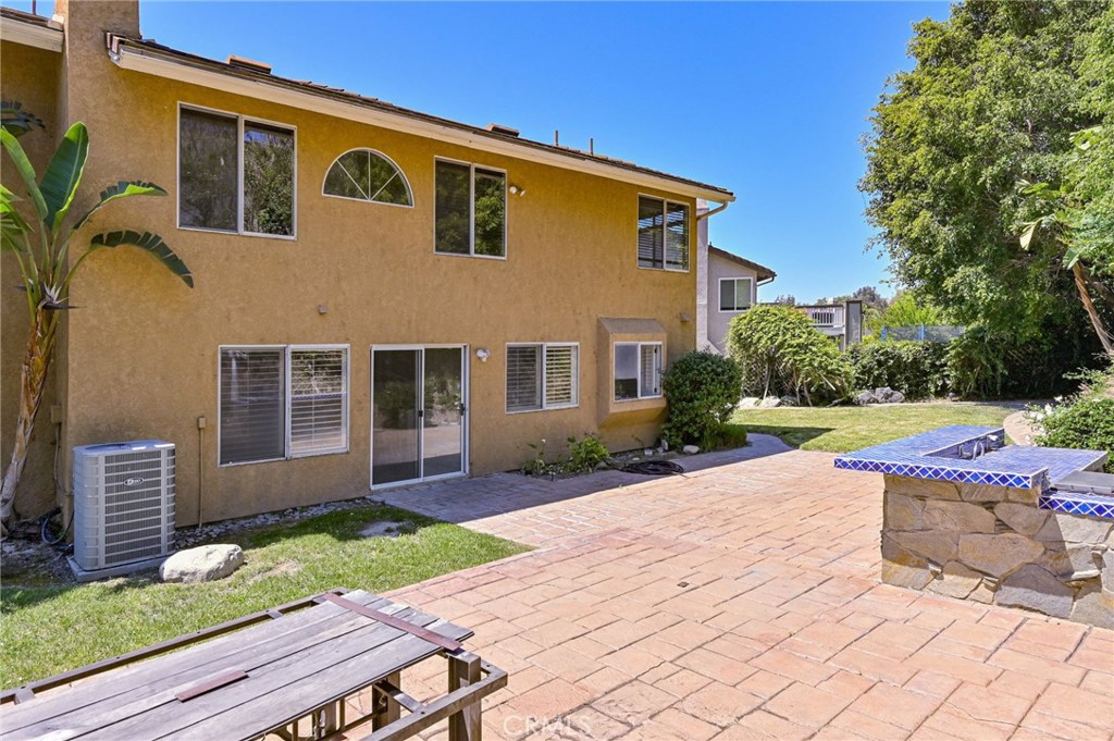 5505 FEATHER GRASS Lane