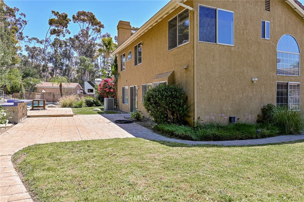 5505 FEATHER GRASS Lane