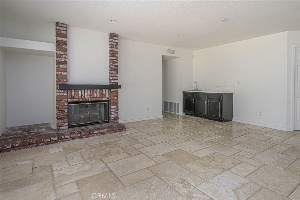 5505 FEATHER GRASS Lane