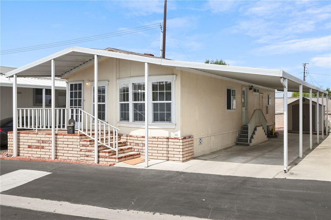 12550 E Carson Street 29