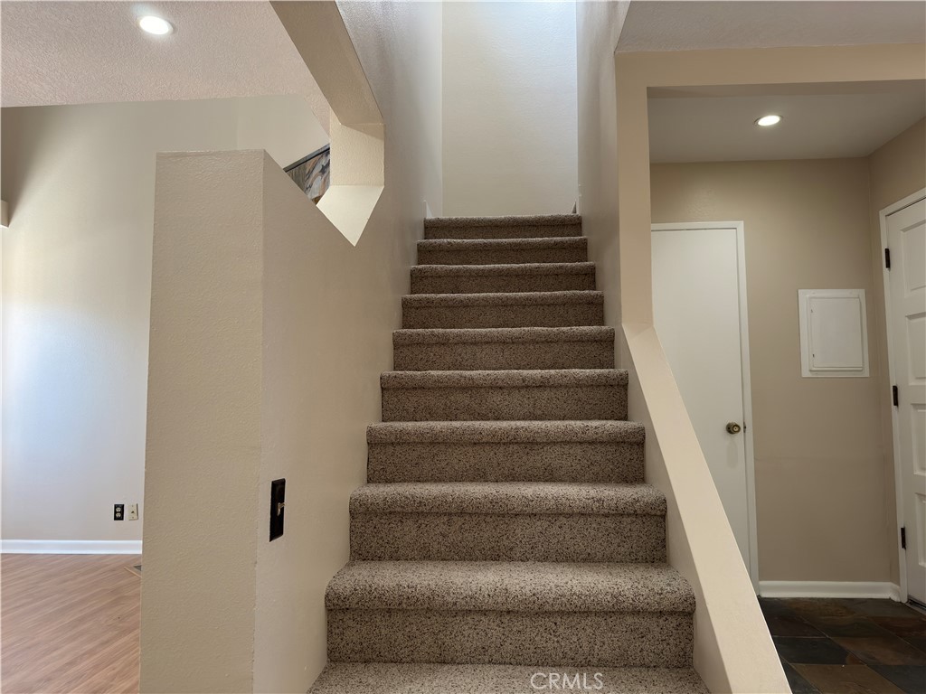 950 W Lambert Road 28