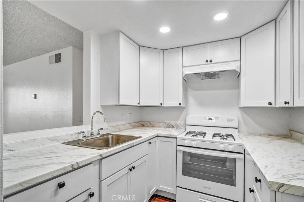 600 W 3rd Street A115