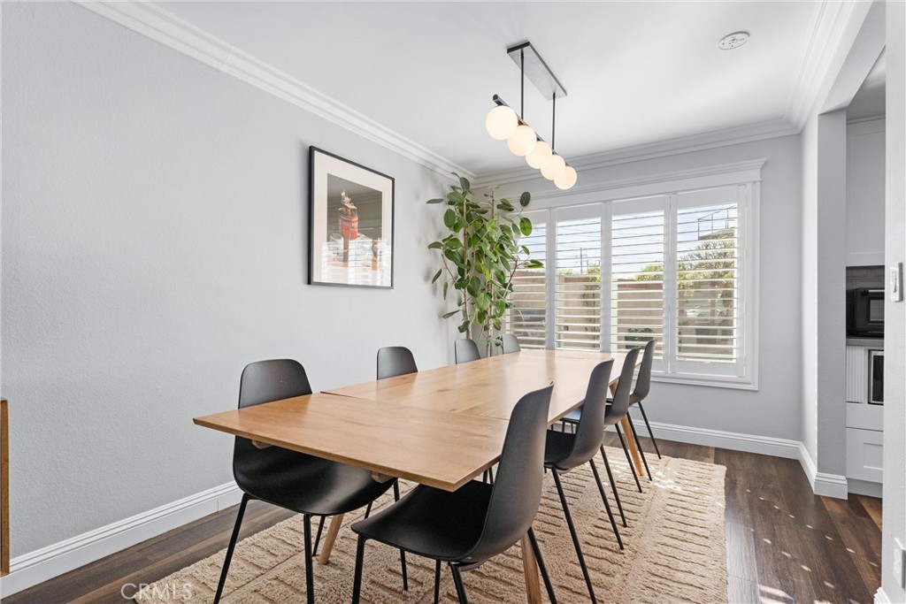 1421 Woodcrest Avenue