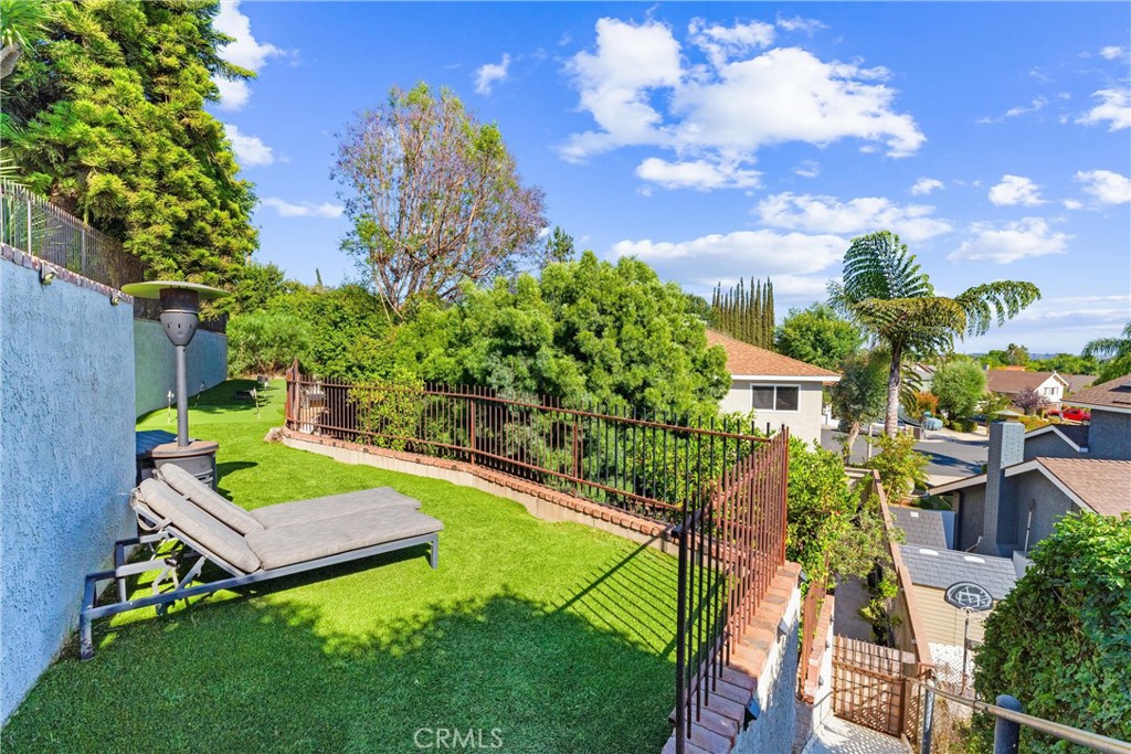 1421 Woodcrest Avenue