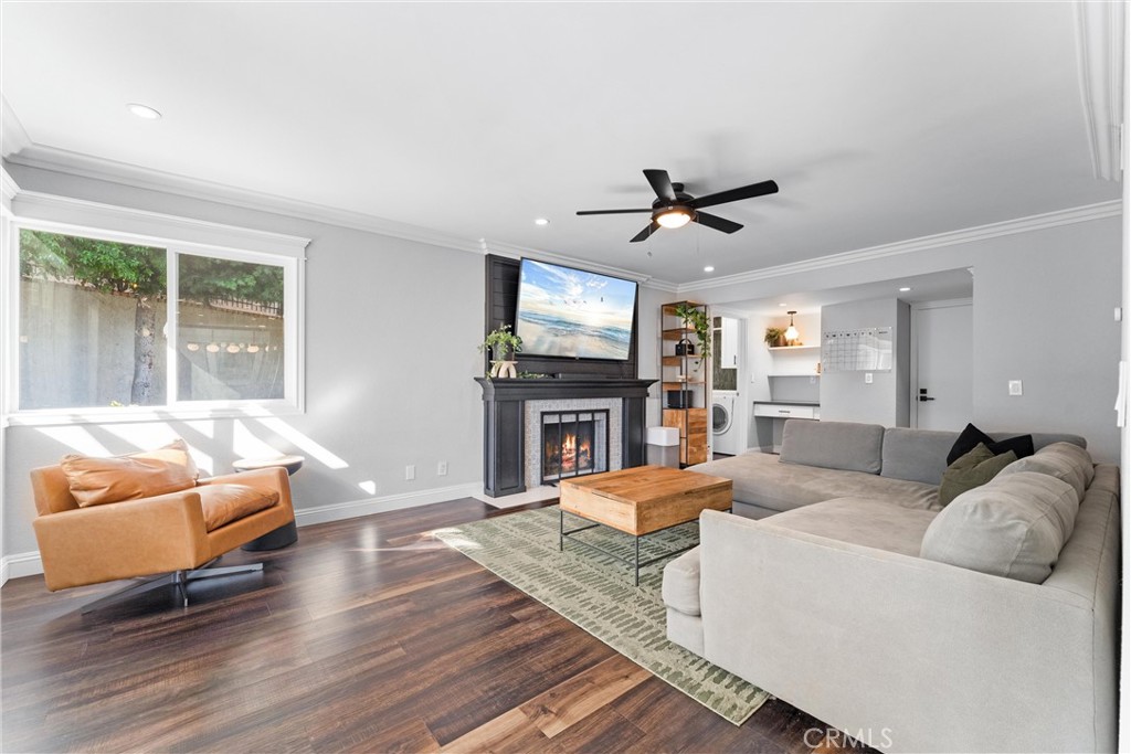 1421 Woodcrest Avenue