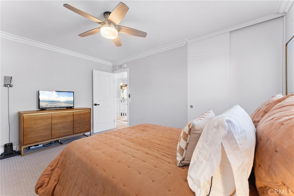 1421 Woodcrest Avenue