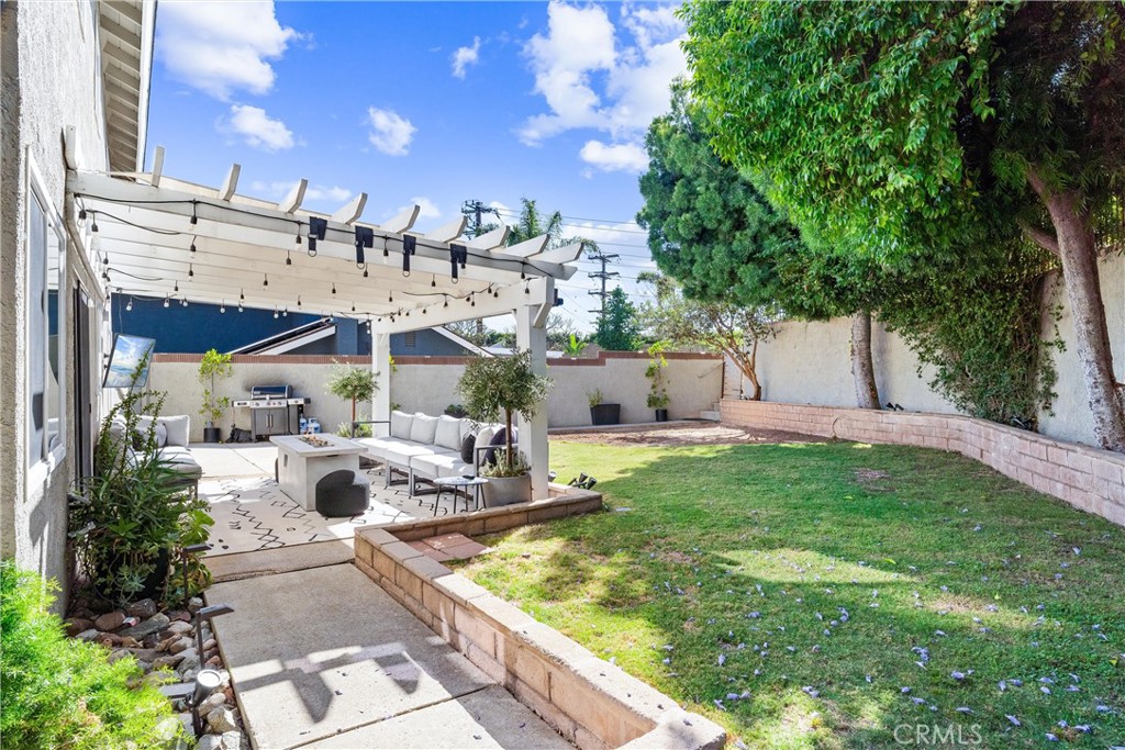 1421 Woodcrest Avenue