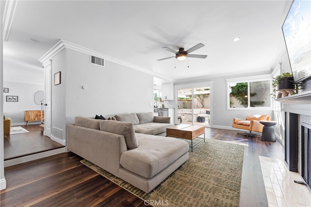 1421 Woodcrest Avenue