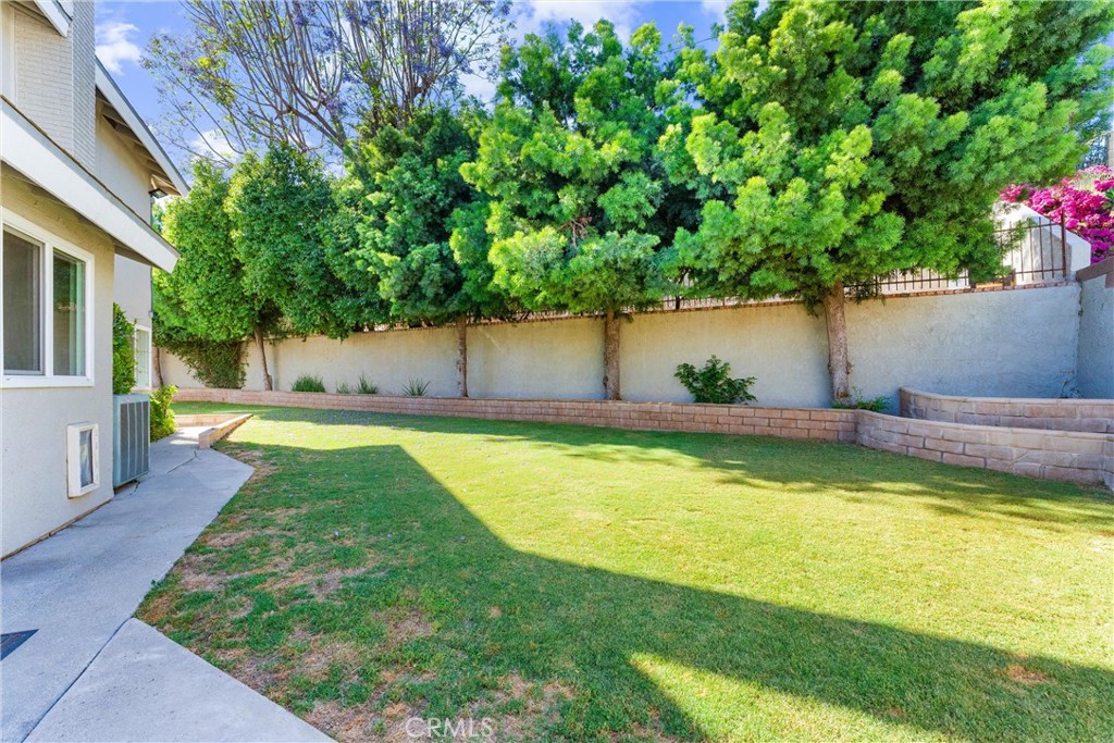 1421 Woodcrest Avenue