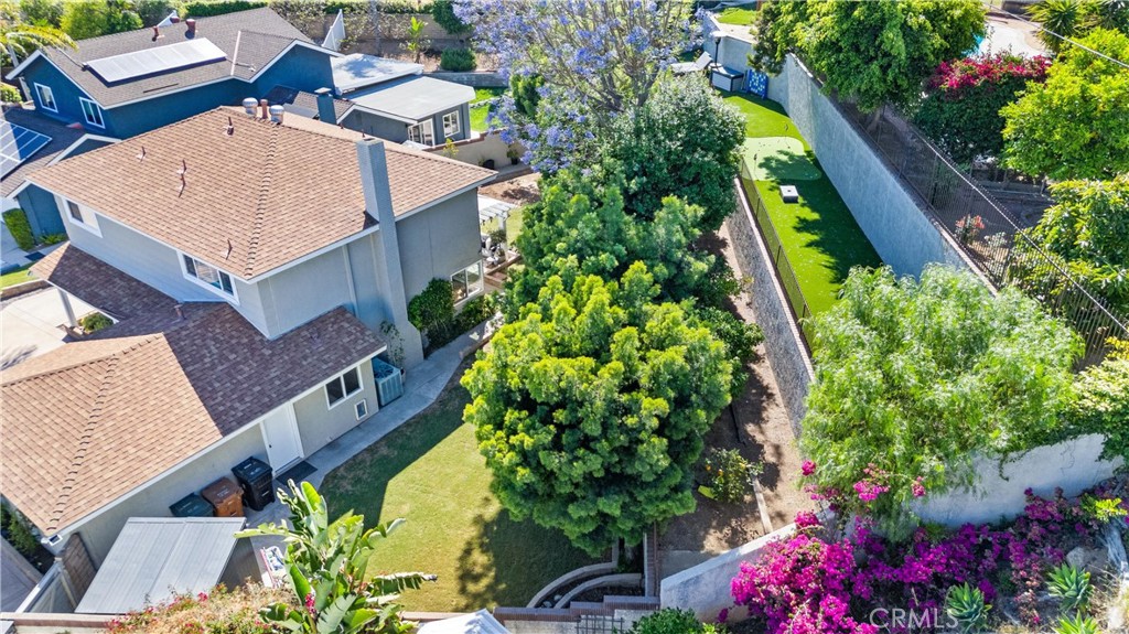 1421 Woodcrest Avenue