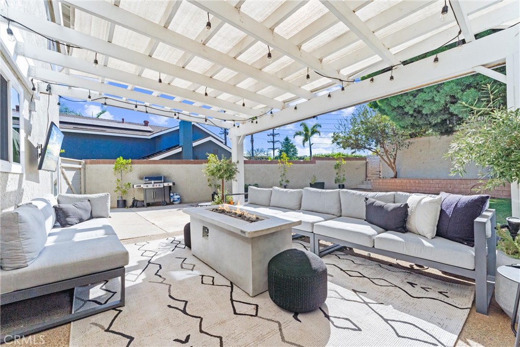 1421 Woodcrest Avenue