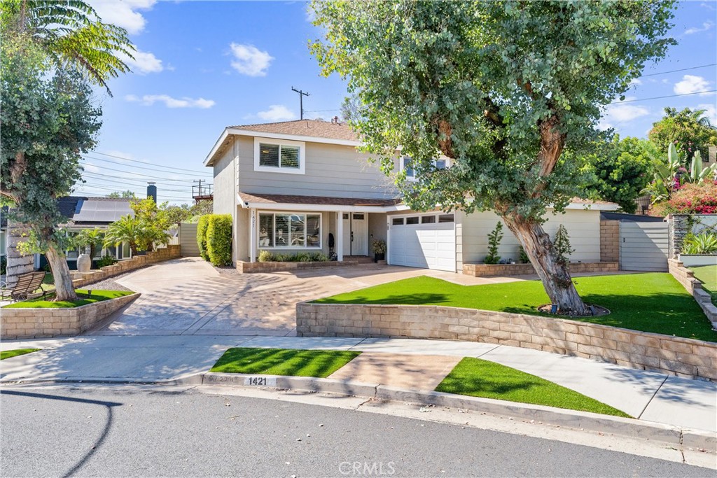 1421 Woodcrest Avenue