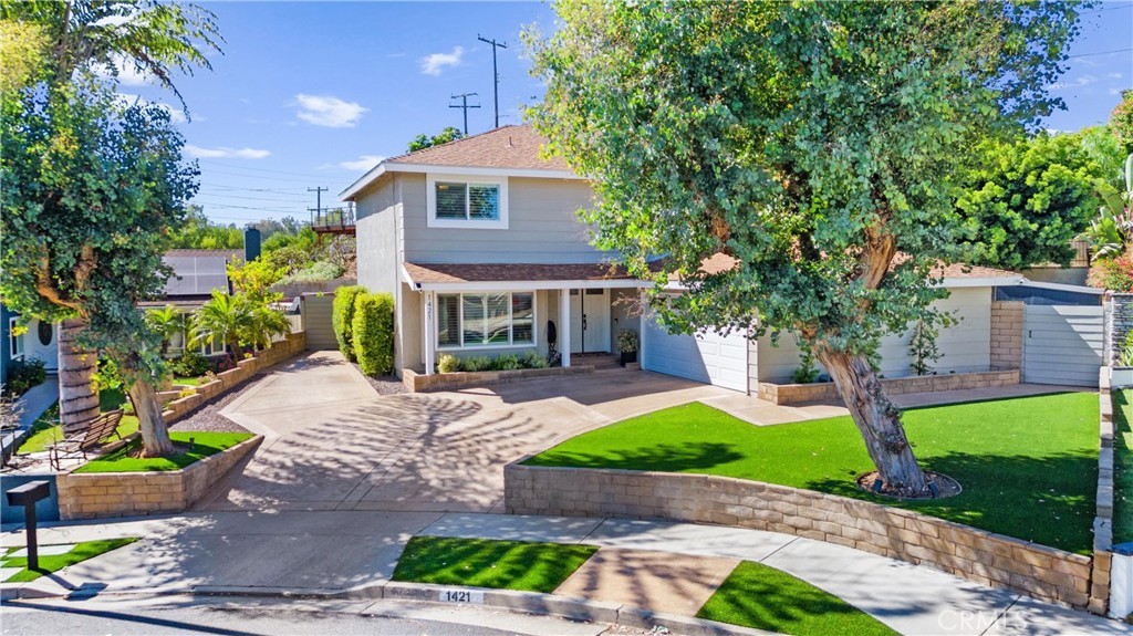 1421 Woodcrest Avenue