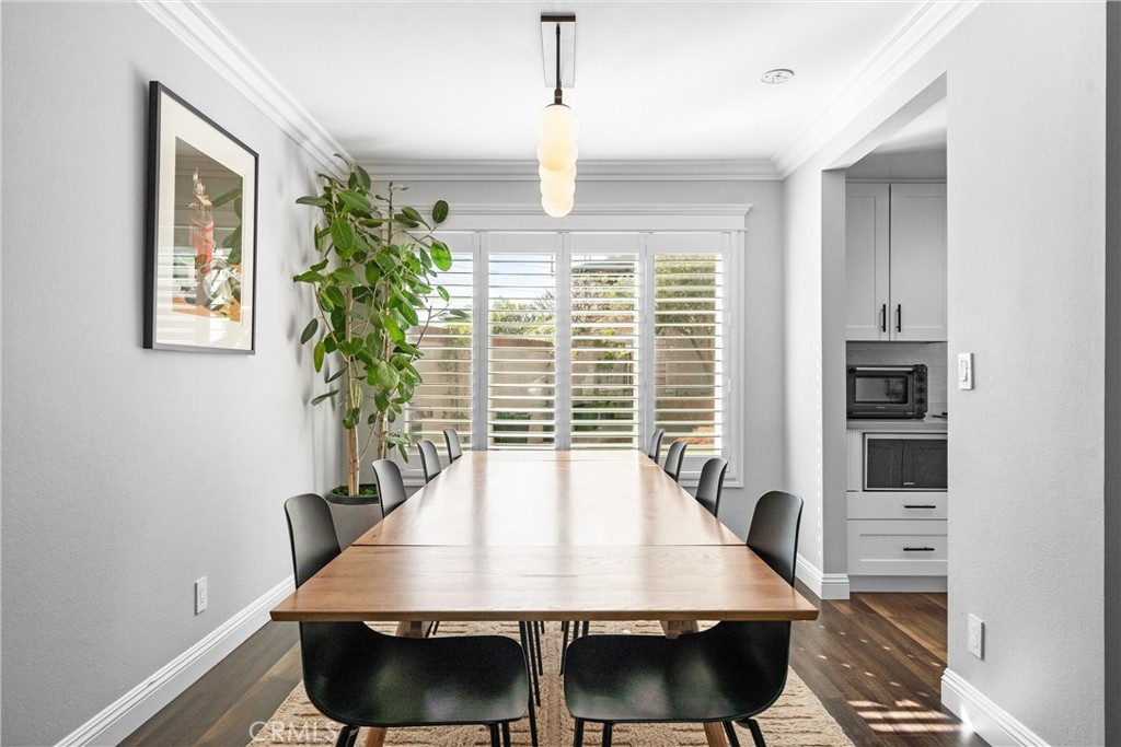 1421 Woodcrest Avenue