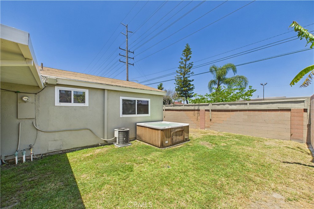 10002 Saint Elizabeth Circle