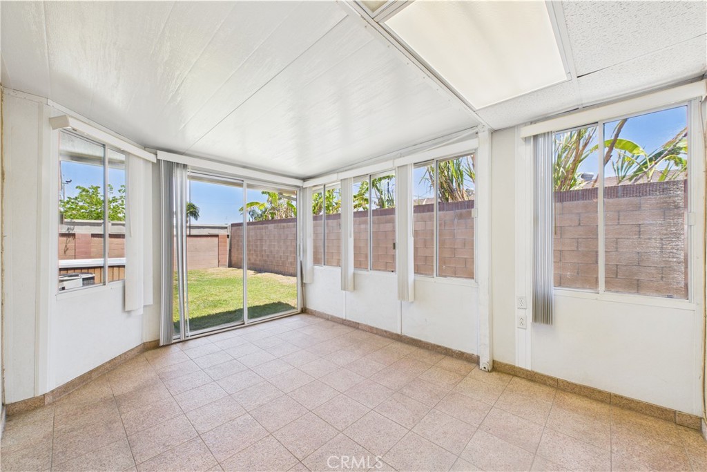 10002 Saint Elizabeth Circle