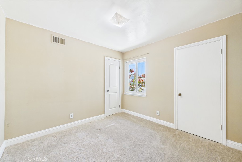 10002 Saint Elizabeth Circle