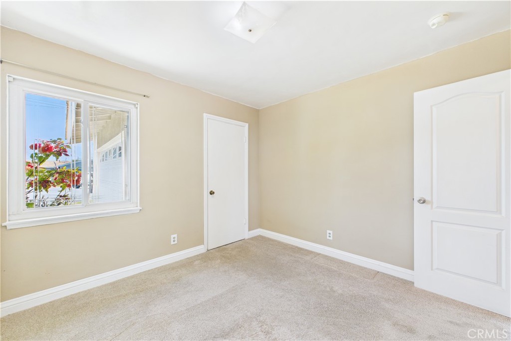 10002 Saint Elizabeth Circle