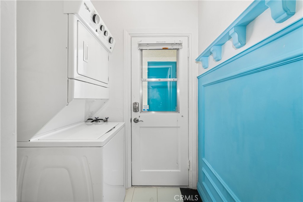 173 Santa Ana Avenue