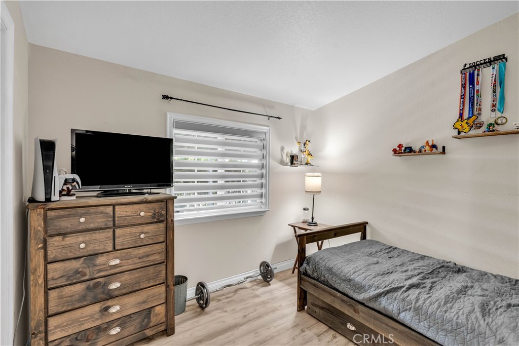 1550 Rimpau Avenue 152