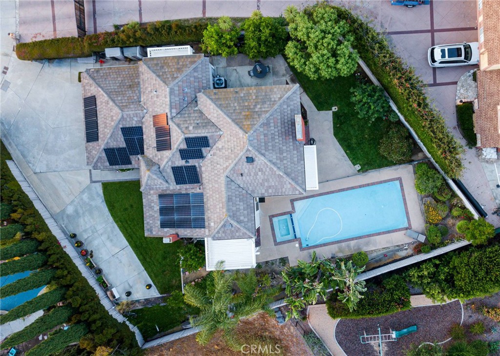 20640 SMOKETREE Avenue