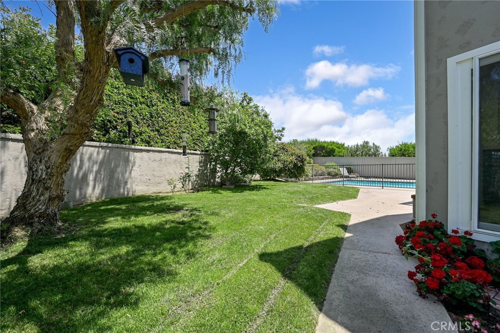 20640 SMOKETREE Avenue