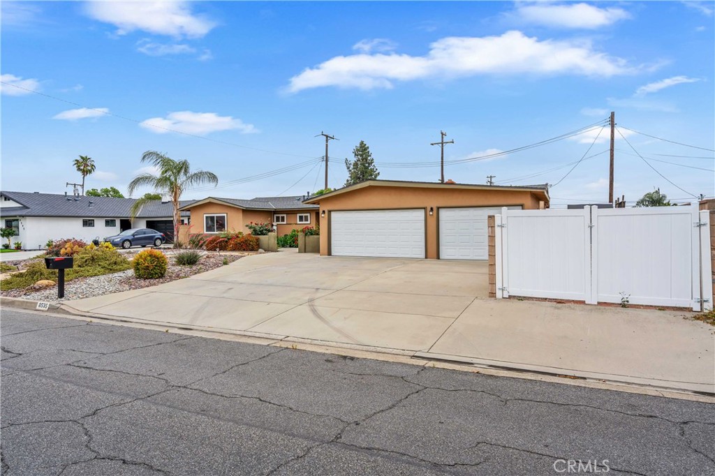 8535 La Vine Street