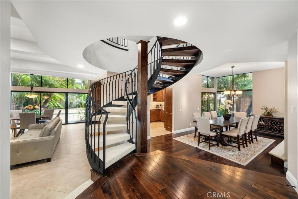 16282 Mandalay Circle