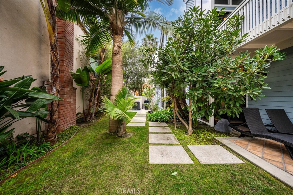 16282 Mandalay Circle