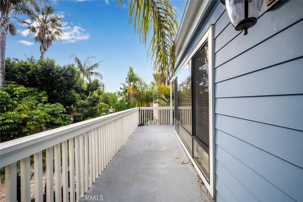 16282 Mandalay Circle