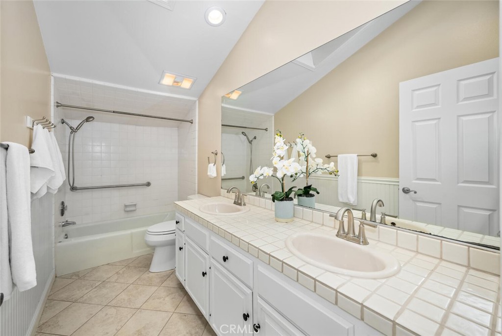 16282 Mandalay Circle