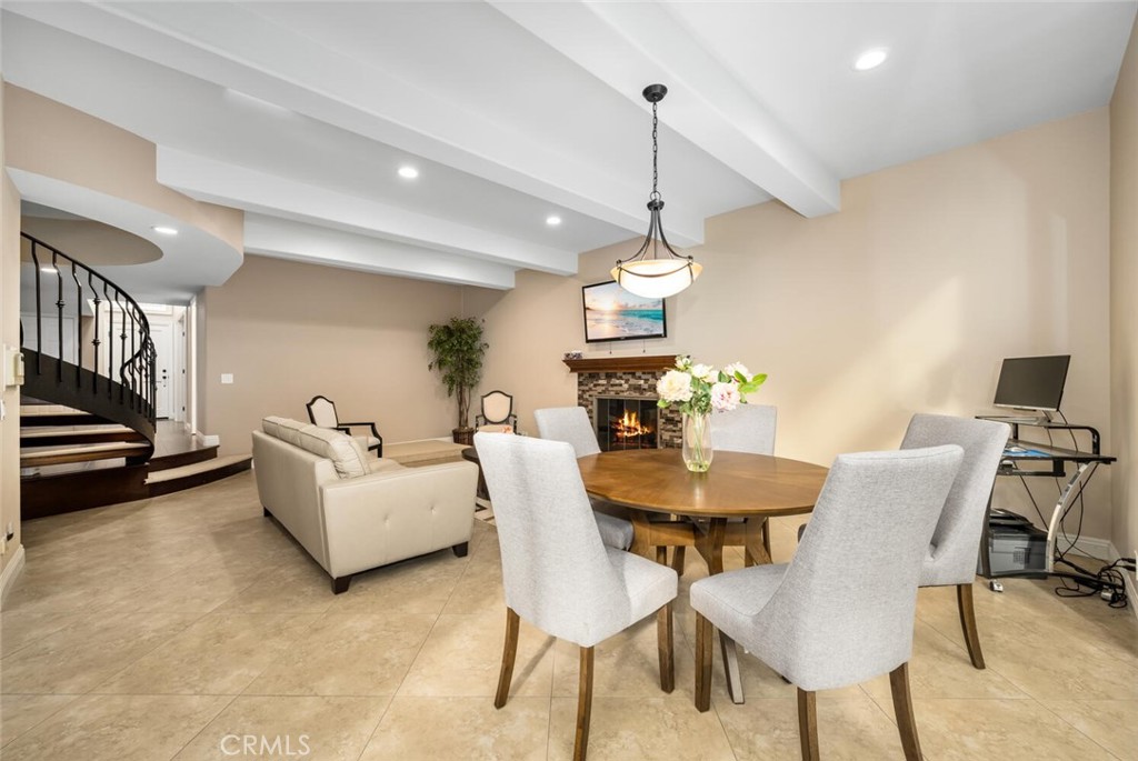 16282 Mandalay Circle