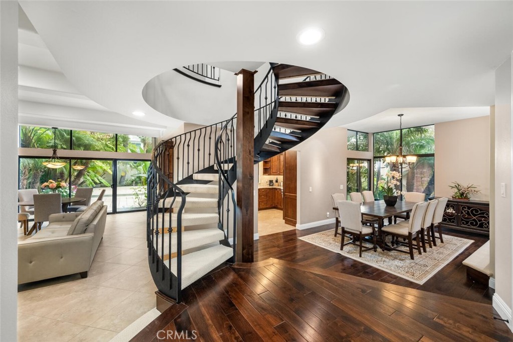 16282 Mandalay Circle