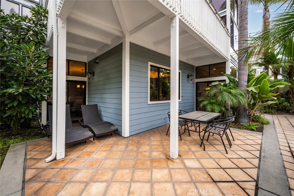 16282 Mandalay Circle