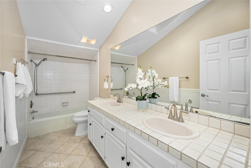 16282 Mandalay Circle