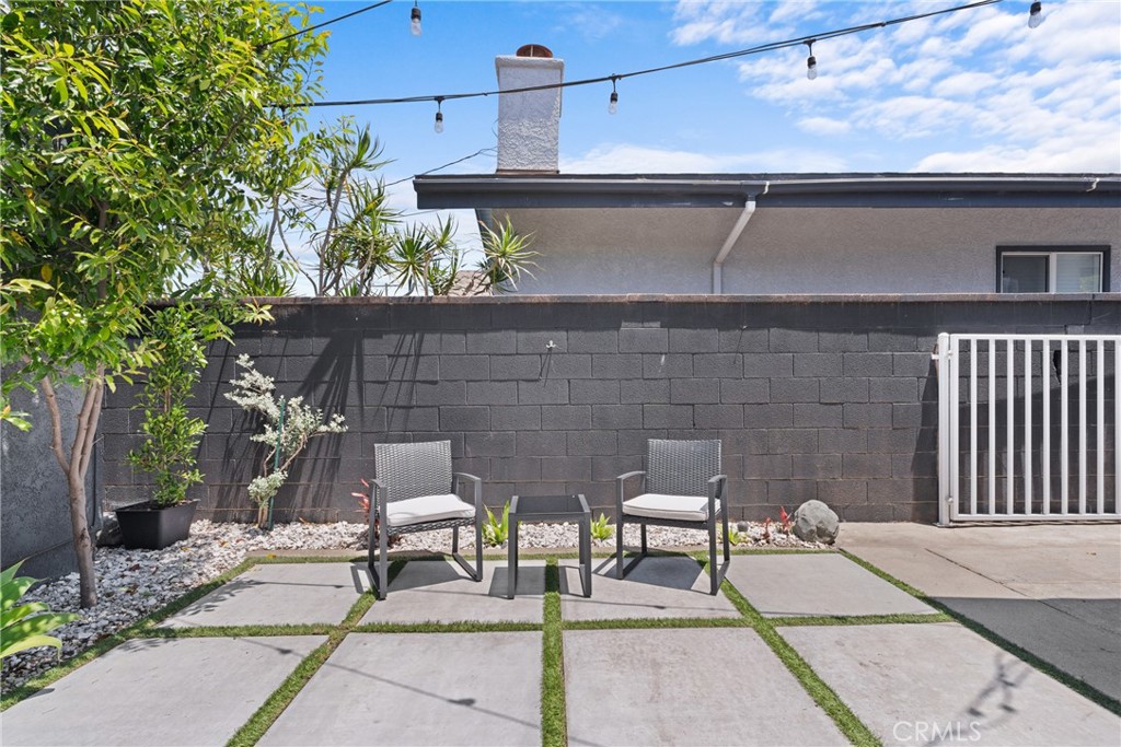 3409 W 175th Street