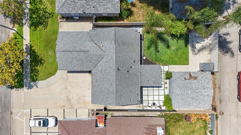 3409 W 175th Street